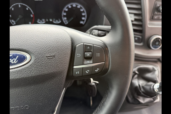 Ford Transit 2.0 TDCI 130PK Bakwagen L4 Cruise Control Airco Parkeersensoren Voor Koffer Bakwagen Meubelbak