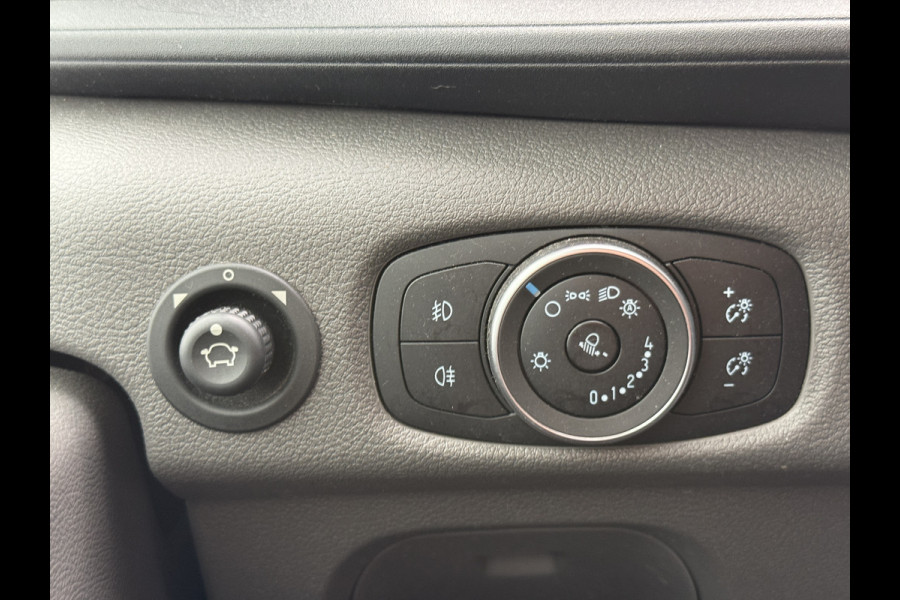 Ford Transit 2.0 TDCI 130PK Bakwagen L4 Cruise Control Airco Parkeersensoren Voor Koffer Bakwagen Meubelbak