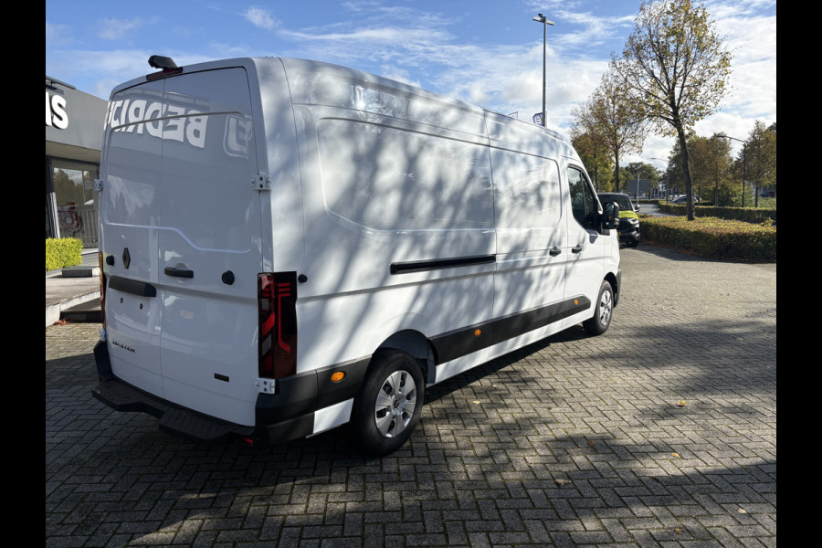 Renault Master E-Tech T35 L3H2 Advance long range 87 kWh 143pk | Trekhaak | Navi | Camera | 270gr. deuren | Betimmering | etc. etc.