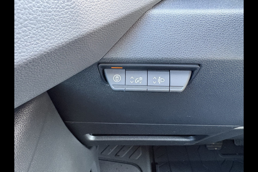 Renault Master E-Tech T35 L3H2 Advance long range 87 kWh 143pk | Trekhaak | Navi | Camera | 270gr. deuren | Betimmering | etc. etc.
