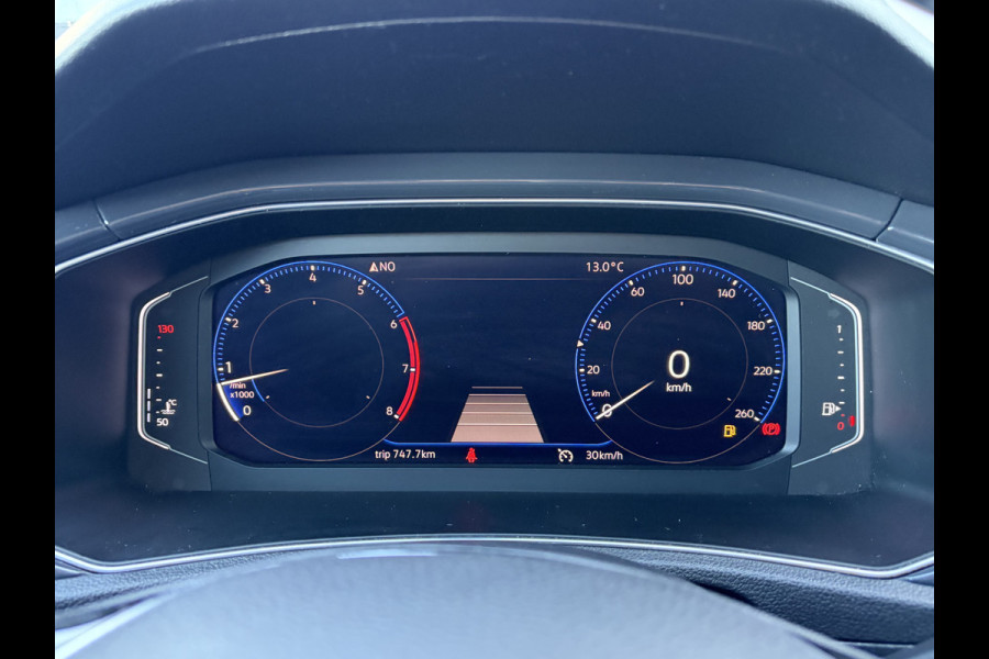 Volkswagen T-Roc 1.5 TSI Sport Pano Carplay Adapt.Cruise Digi-Dash Pdc Led Orig.NL!