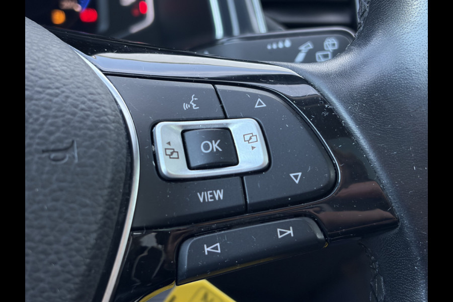 Volkswagen T-Roc 1.5 TSI Sport Pano Carplay Adapt.Cruise Digi-Dash Pdc Led Orig.NL!