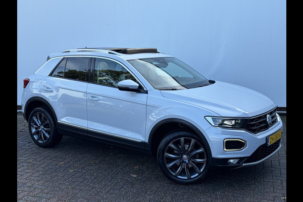 Volkswagen T-Roc 1.5 TSI Sport Pano Carplay Adapt.Cruise Digi-Dash Pdc Led Orig.NL!