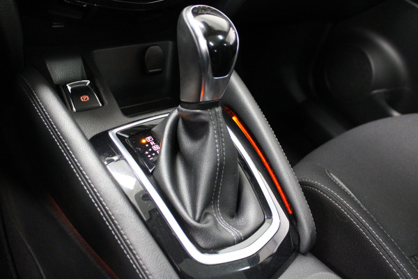 Nissan QASHQAI 1.3 DIG-T N-Connecta