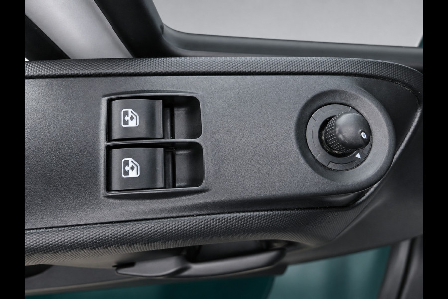 Iveco Daily 35S14 Airco Cruise control 4,24 lengte laadbak Trekhaak 3500 Kg