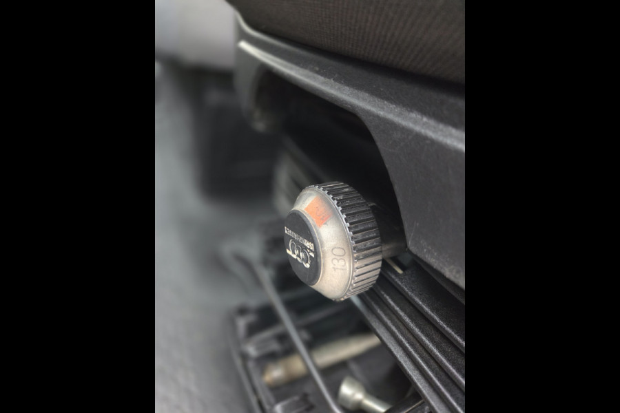 Iveco Daily 35S14 Airco Cruise control 4,24 lengte laadbak Trekhaak 3500 Kg