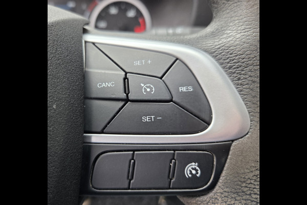 Iveco Daily 35S14 Airco Cruise control 4,24 lengte laadbak Trekhaak 3500 Kg
