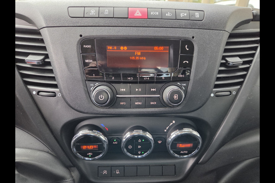 Iveco Daily 35S14 Airco Cruise control 4,24 lengte laadbak Trekhaak 3500 Kg