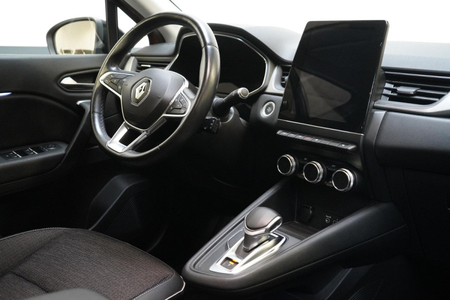 Renault Captur 1.6 E-Tech Plug-in Hybrid 160 Intens | SoH 87,48% | Stoelverwarming | Navigatie | Camera | Climate control | Trekhaak