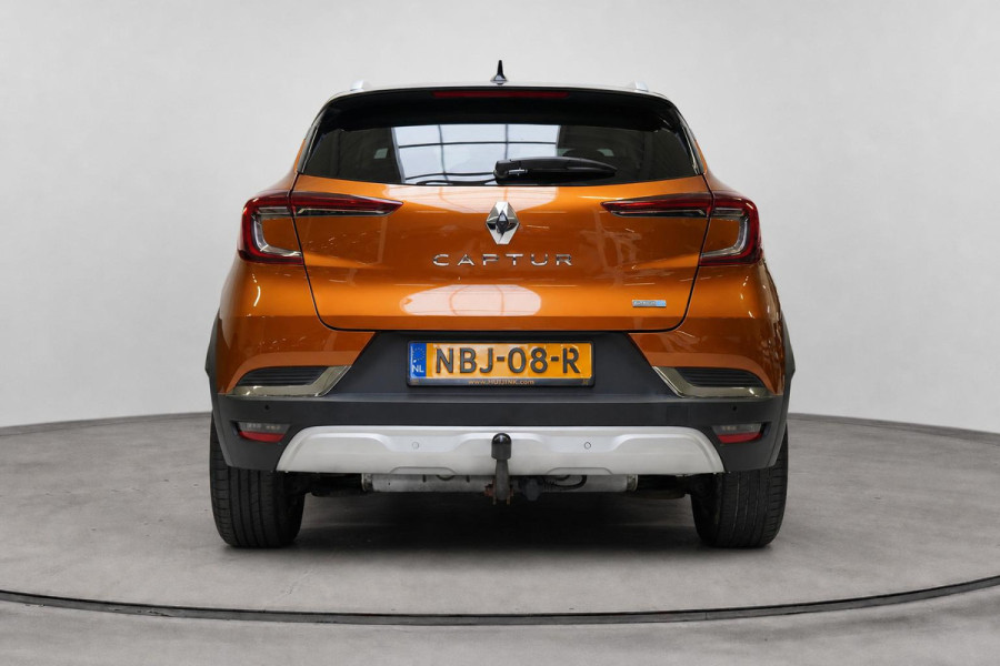 Renault Captur 1.6 E-Tech Plug-in Hybrid 160 Intens | SoH 87,48% | Stoelverwarming | Navigatie | Camera | Climate control | Trekhaak