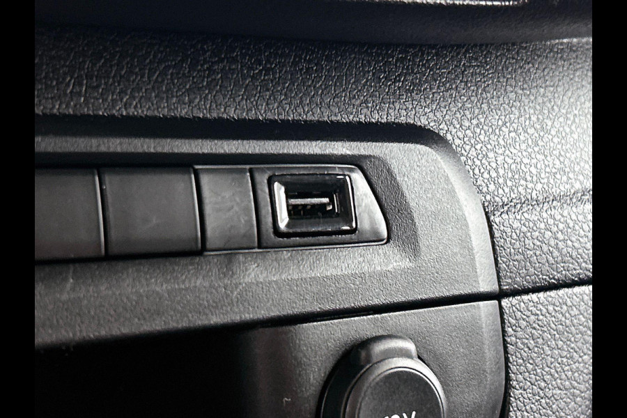 Opel Vivaro 2.0 145pk L3H1 Edition Dubbele Cabine Automaat Airco Navigatie Parkeersensoren Trekhaak Cruise control Apple carplay Android auto