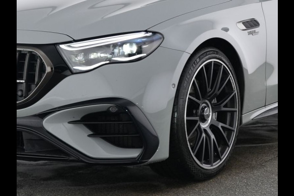 Mercedes-Benz E-Klasse Estate Mercedes-AMG 53 4MATIC+ AMG Premium | Trekhaak | Alarm 3 | MBUX Superscreen | 21 Inch AMG Velgen | Distronic | Panorama Schuif-Kanteldak. Inclusief 24 maanden MB Certified garantie voor Europa.