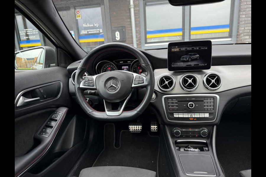 Mercedes-Benz GLA 250 Premium Plus AUTOMAAT | PANODAK | TREKHAAK | LED | DAB | CARPLAY |