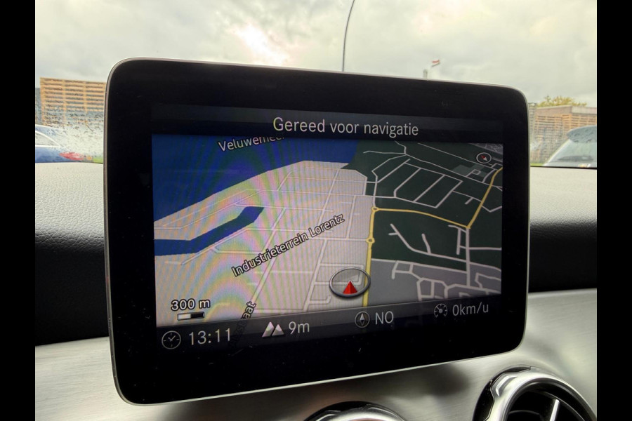 Mercedes-Benz GLA 250 Premium Plus AUTOMAAT | PANODAK | TREKHAAK | LED | DAB | CARPLAY |