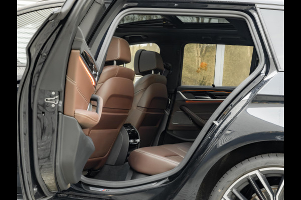 BMW 5 Serie Touring 540i xDrive M-Sport Pro - Pano - Trekhaak - Nappa - Standkachel - Stoelventilatie