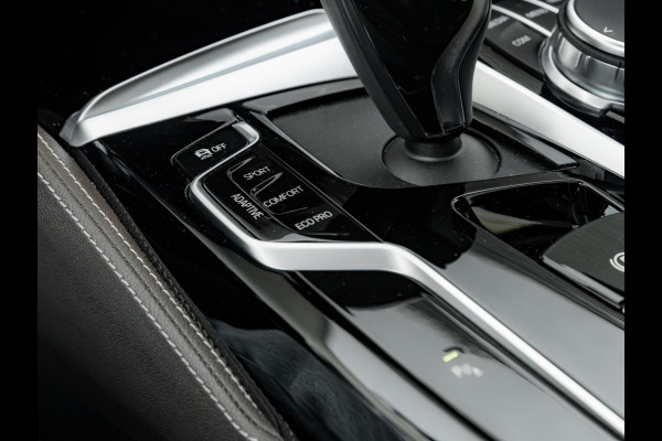 BMW 5 Serie Touring 540i xDrive M-Sport Pro - Pano - Trekhaak - Nappa - Standkachel - Stoelventilatie