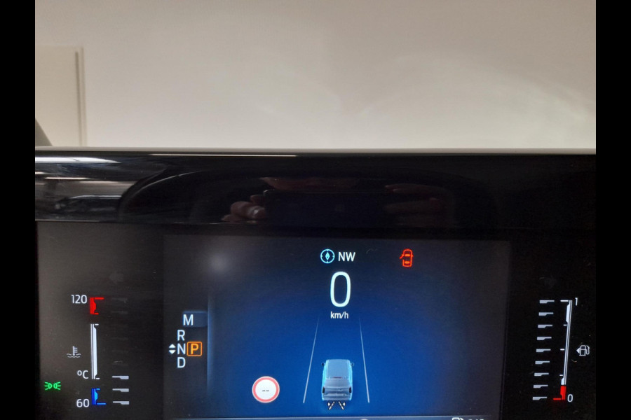 Ford Transit Custom 320 2.0 TDCI L2H1 Limited Automaat Nieuw Model Climate control Navigatie Cruise control Trekhaak 17" LM velgen Apple carplay Android auto