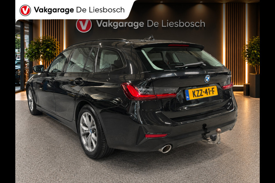 BMW 3 Serie Touring 330e Business Edition Plus / trekhaak / sportstoelen / cruise