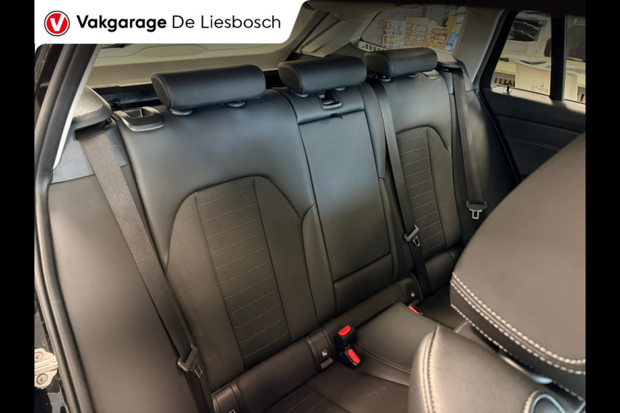 BMW 3 Serie Touring 330e Business Edition Plus / trekhaak / sportstoelen / cruise