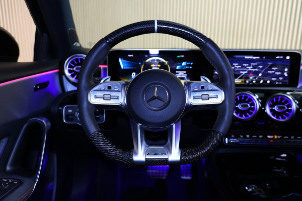 Mercedes-Benz A-Klasse AMG 35 4MATIC PANO NAVI CAMERA VIRTUAL CRUISE CLIMA SFEER STOELVW BT '19