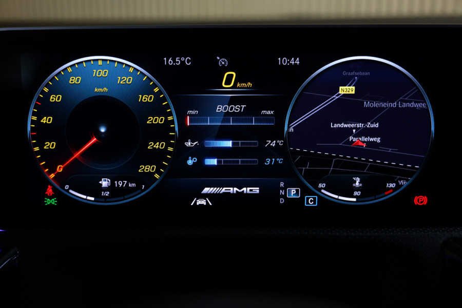 Mercedes-Benz A-Klasse AMG 35 4MATIC PANO NAVI CAMERA VIRTUAL CRUISE CLIMA SFEER STOELVW BT '19