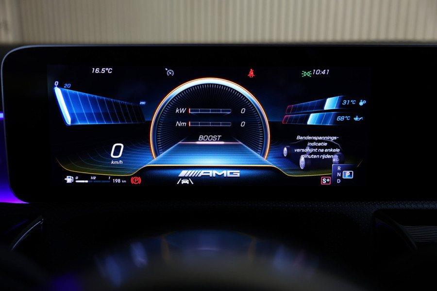 Mercedes-Benz A-Klasse AMG 35 4MATIC PANO NAVI CAMERA VIRTUAL CRUISE CLIMA SFEER STOELVW BT '19
