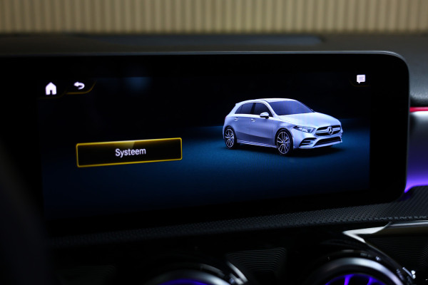 Mercedes-Benz A-Klasse AMG 35 4MATIC PANO NAVI CAMERA VIRTUAL CRUISE CLIMA SFEER STOELVW BT '19