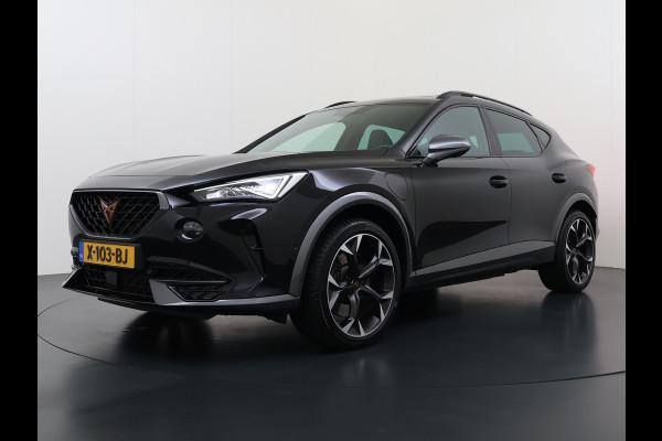 CUPRA Formentor 1.4T 245PK e-Hybrid VZ Performance SOH 100% Trekhaak Panoramadak Adap.Cruise Stoel+Stuurverwarming Elek.Achterklep 3-Zone Ecc Na Apple Carplay/Android Auto DAB Isofix Licht-/regensensor Draadloze lader Dodehoekdetectie File assistent 1e Eigenaar Origineel Nederlandse Auto