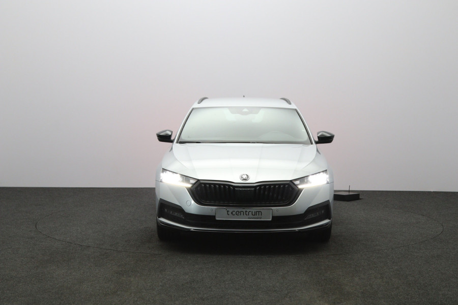 Škoda Octavia Combi 1.4 TSI iV PHEV 204 PK Sportline Business, Keyless, Carplay