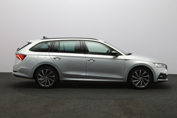 Škoda Octavia Combi 1.4 TSI iV PHEV 204 PK Sportline Business, Keyless, Carplay
