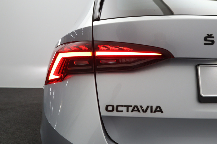 Škoda Octavia Combi 1.4 TSI iV PHEV 204 PK Sportline Business, Keyless, Carplay