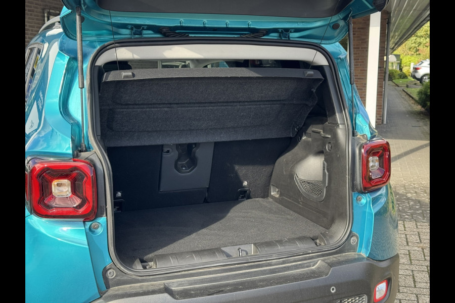 Jeep Renegade 1.3T Freedom 150 PK! | 1e Eigenaar | Pano, Navi, Stoel+Stuurverw., Camera, ACC, Climate, Trekhaak | Goed onderhouden