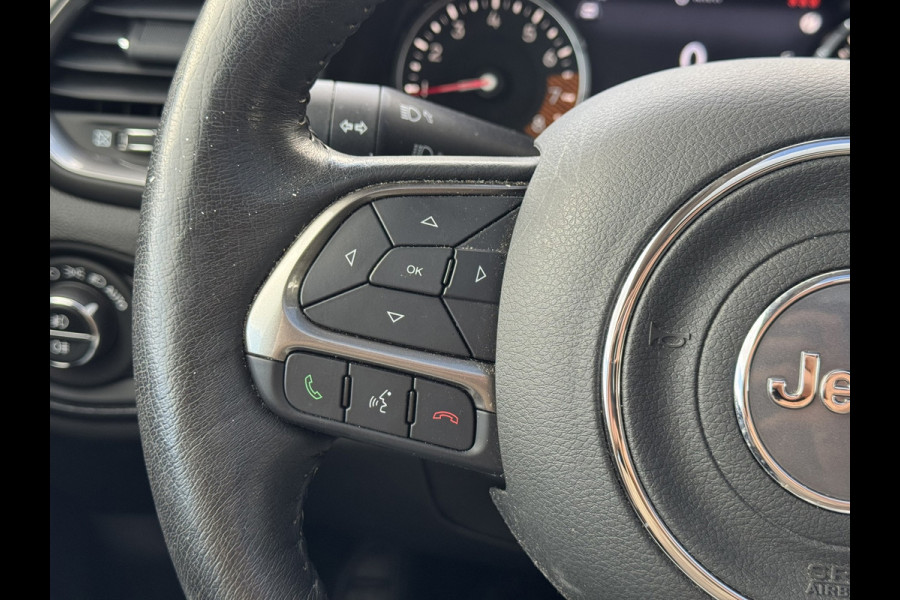 Jeep Renegade 1.3T Freedom 150 PK! | 1e Eigenaar | Pano, Navi, Stoel+Stuurverw., Camera, ACC, Climate, Trekhaak | Goed onderhouden