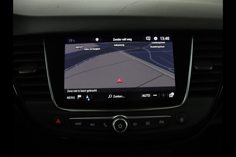 Opel Crossland X 1.2 Turbo 120 Jaar Edition | Cruise control | Park assist | Trekhaak | Carplay | Climate control | Navigatie | DAB