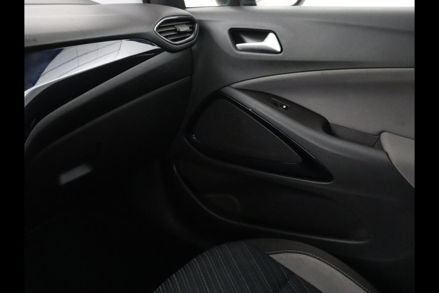 Opel Crossland X 1.2 Turbo 120 Jaar Edition | Cruise control | Park assist | Trekhaak | Carplay | Climate control | Navigatie | DAB