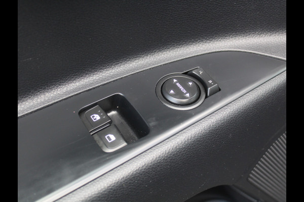 Kia Stonic 1.0 T-GDi DynamicLine AIRCO | CARPLAY | AUTOMAAT | CRUISE | TRHAAK | LED | LMV17 | CAMERA | DAB