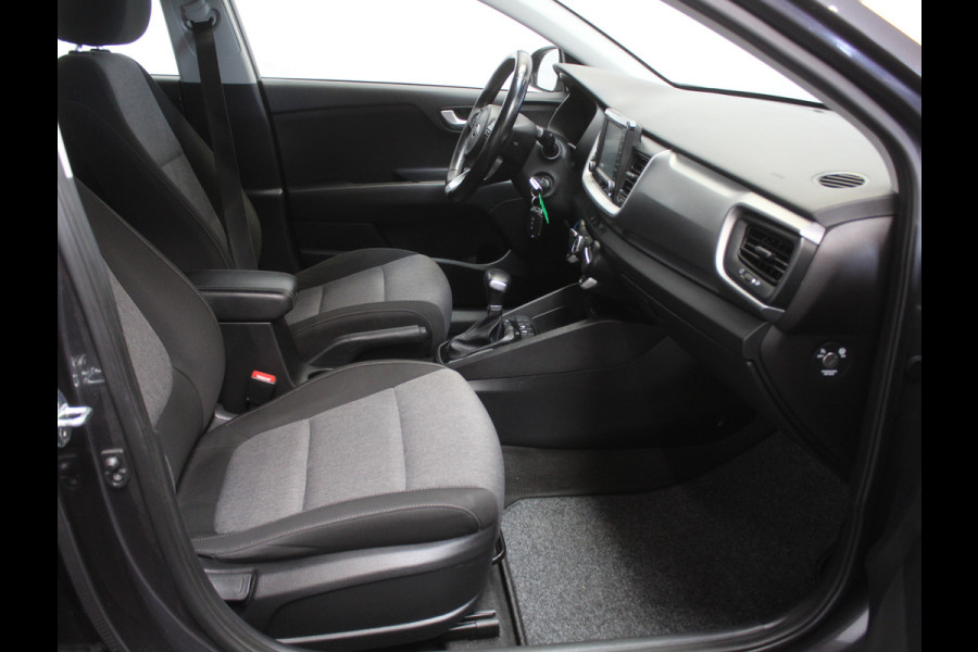 Kia Stonic 1.0 T-GDi DynamicLine AIRCO | CARPLAY | AUTOMAAT | CRUISE | TRHAAK | LED | LMV17 | CAMERA | DAB