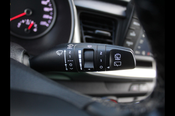 Kia Stonic 1.0 T-GDi DynamicLine AIRCO | CARPLAY | AUTOMAAT | CRUISE | TRHAAK | LED | LMV17 | CAMERA | DAB