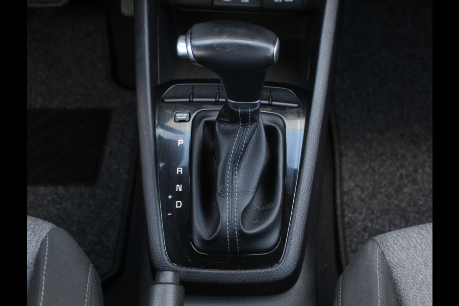 Kia Stonic 1.0 T-GDi DynamicLine AIRCO | CARPLAY | AUTOMAAT | CRUISE | TRHAAK | LED | LMV17 | CAMERA | DAB