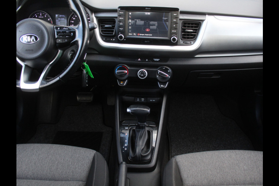 Kia Stonic 1.0 T-GDi DynamicLine AIRCO | CARPLAY | AUTOMAAT | CRUISE | TRHAAK | LED | LMV17 | CAMERA | DAB