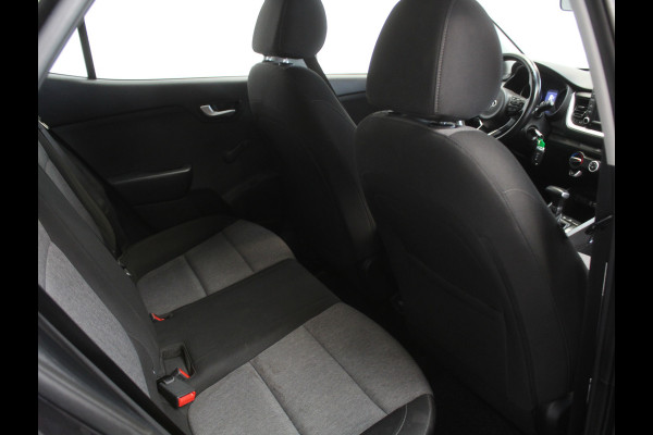 Kia Stonic 1.0 T-GDi DynamicLine AIRCO | CARPLAY | AUTOMAAT | CRUISE | TRHAAK | LED | LMV17 | CAMERA | DAB