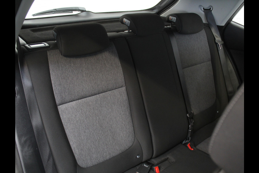 Kia Stonic 1.0 T-GDi DynamicLine AIRCO | CARPLAY | AUTOMAAT | CRUISE | TRHAAK | LED | LMV17 | CAMERA | DAB