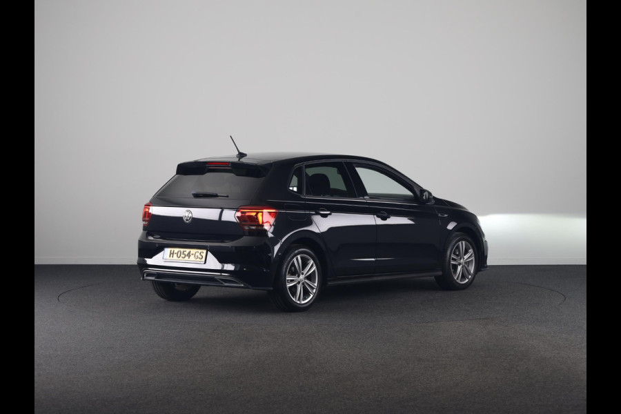 Volkswagen Polo 1.5 TSI Highline Business R 150 PK | Automaat (DSG) | Navigatie | Digitaal dashboard | Led | Parkeersensoren