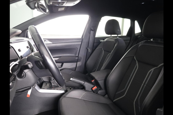 Volkswagen Polo 1.5 TSI Highline Business R 150 PK | Automaat (DSG) | Navigatie | Digitaal dashboard | Led | Parkeersensoren