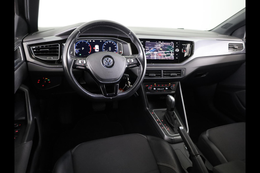 Volkswagen Polo 1.5 TSI Highline Business R 150 PK | Automaat (DSG) | Navigatie | Digitaal dashboard | Led | Parkeersensoren