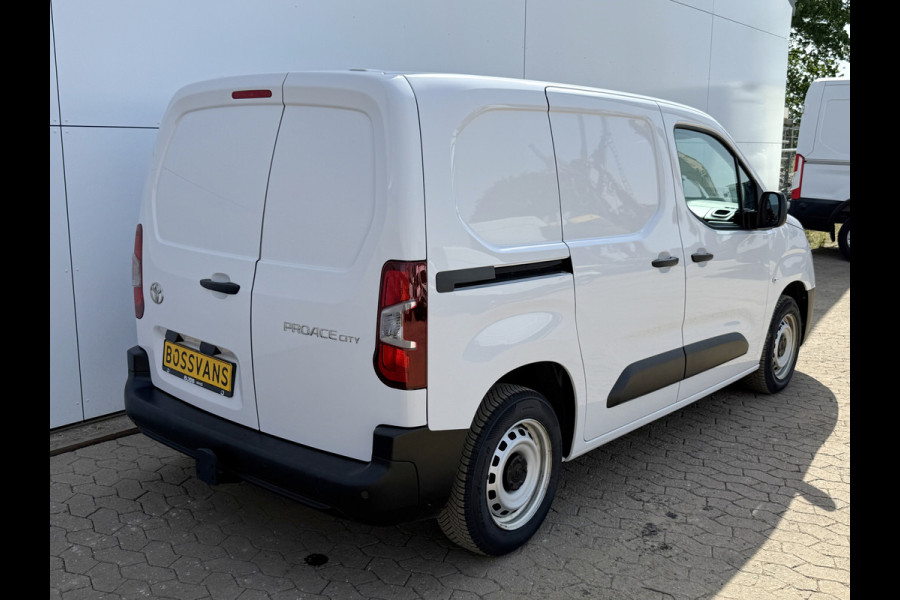 Toyota ProAce City 1.5 D 100PK Nieuw Model! L1 Climate Control Cruise Control Lane Assist Stoelverwarming Parkeersensoren