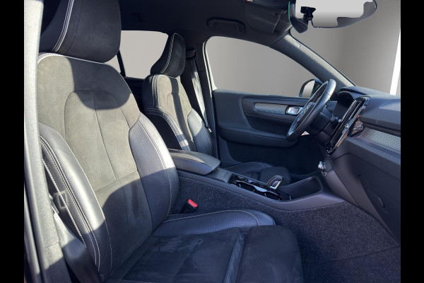 Volvo XC40 1.5 T3 R-Design | Camera | Stoel/Stuurverwarming | Led | Cruise Adaptief | Digital Dashboard |