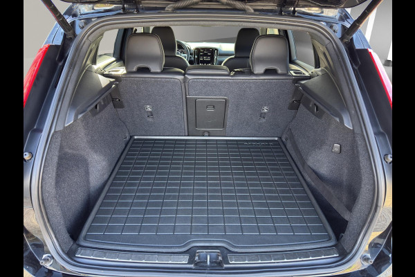 Volvo XC40 1.5 T3 R-Design | Camera | Stoel/Stuurverwarming | Led | Cruise Adaptief | Digital Dashboard |