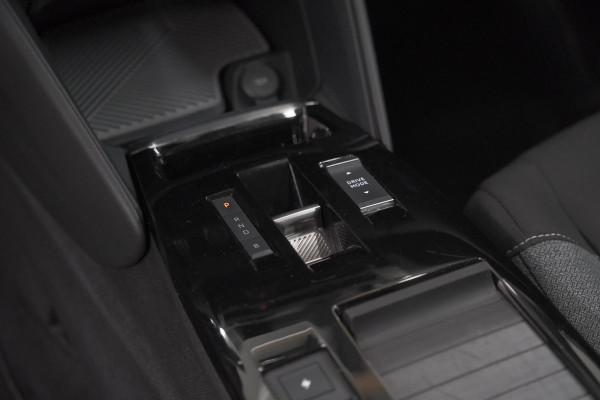Citroën Ë-C4 Live 50 kWh | 11 KW lader | 93,1% SOH | Apple Carplay | Parkeersensoren | LED