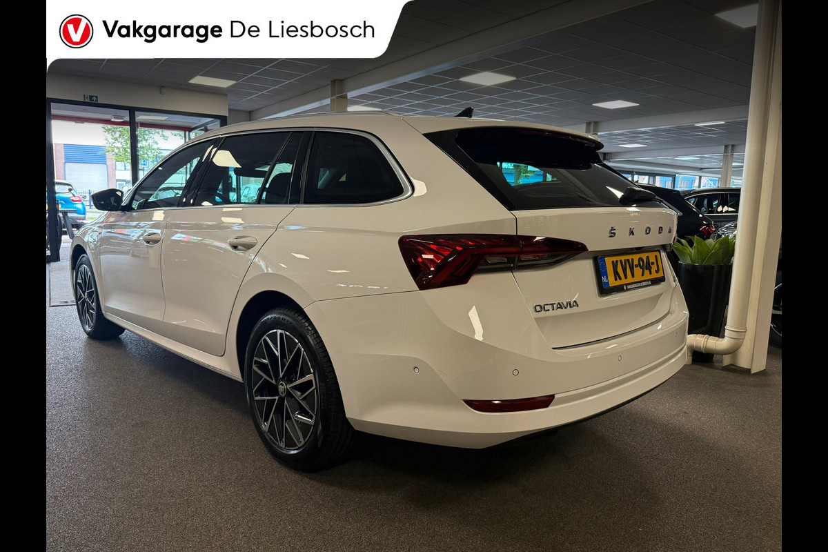 Škoda Octavia Combi 1.4 TSI iV PHEV Sportline Business/pano/head up/memory /apple/dodehoek